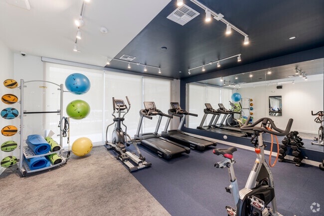 24-Hour State-of-the-Art Fitness Center - The 89 on Hayden