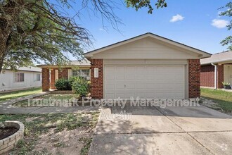 Building Photo - 17300 Ardisia Dr