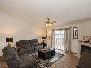 Foto del edificio - 627 Kimberlite St