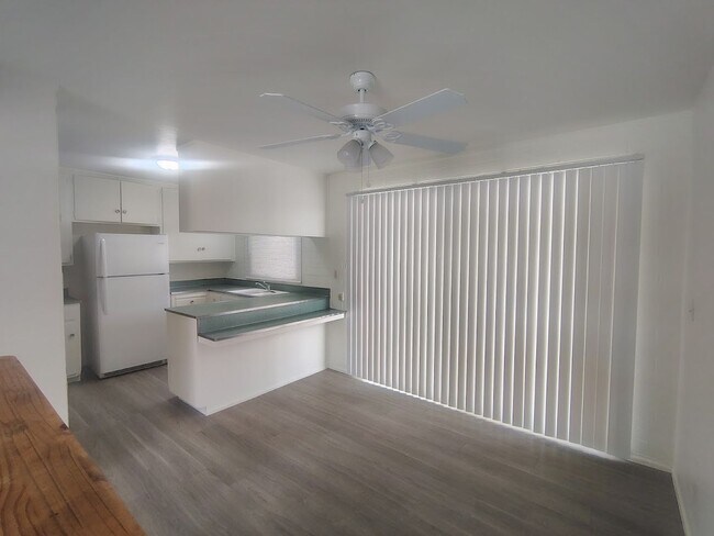Foto del edificio - 1629 N Highland Ave