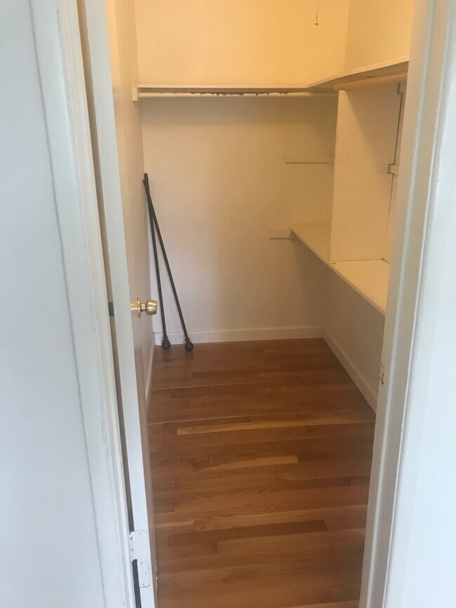 Closet - 3005 Greely Ave