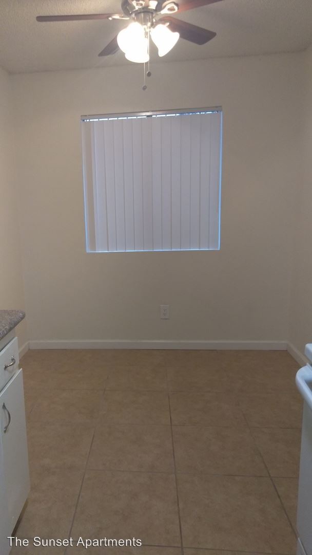Building Photo - 4401 Belle Ter