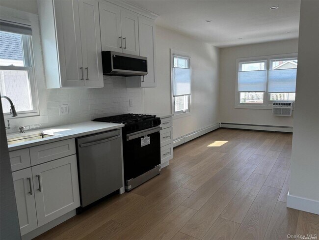 Foto del edificio - 253 W Market St