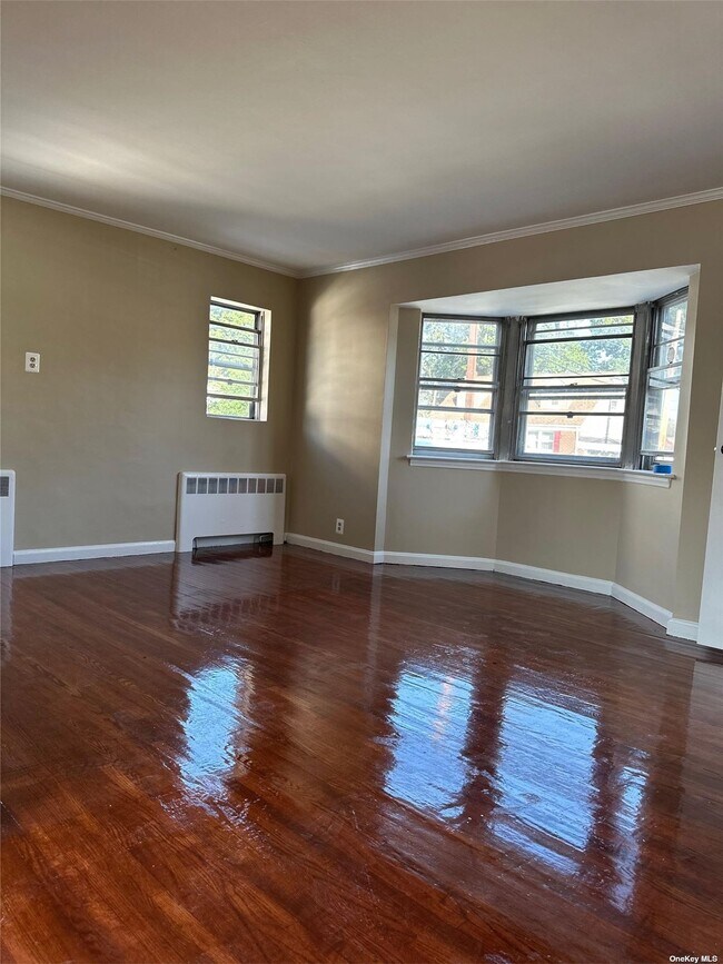 Building Photo - 27 Caldwell Rd