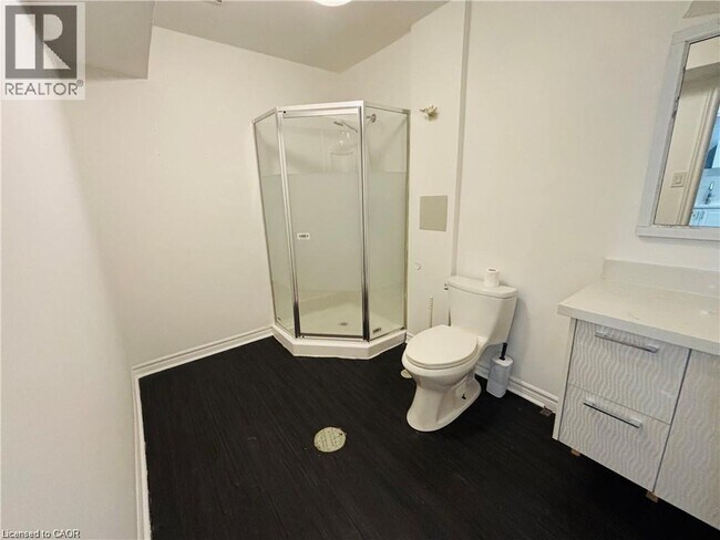 Photo du bâtiment - 118 Jacobson Ave