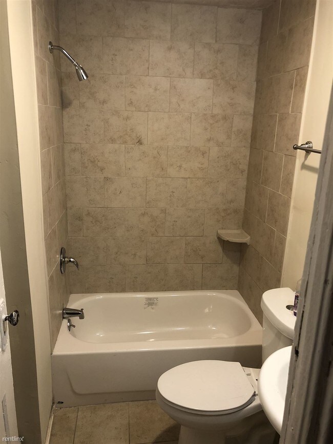 Building Photo - 2 br, 1 bath House - 78 Grace St Apt 2