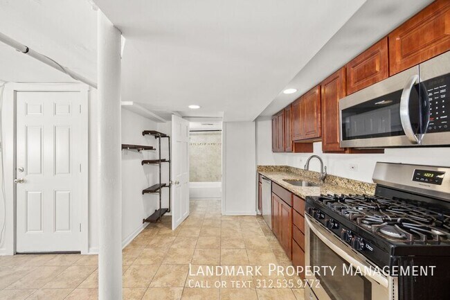Foto del edificio - 4144 N Mozart St