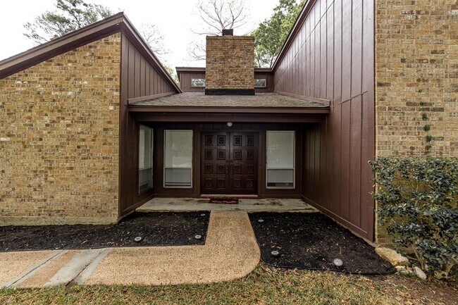Building Photo - 16318 Shoal St