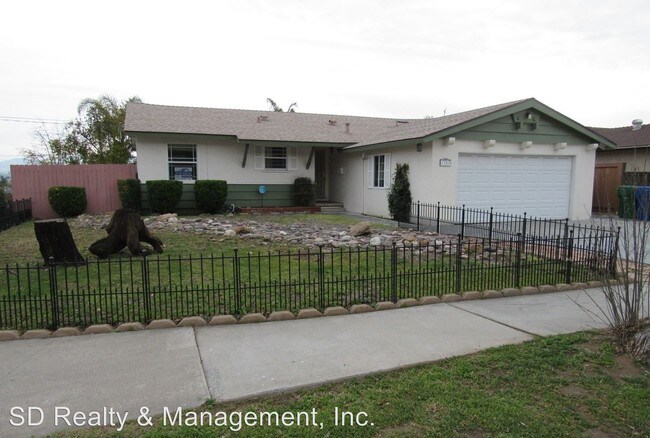 Foto del edificio - 1397 Finch St