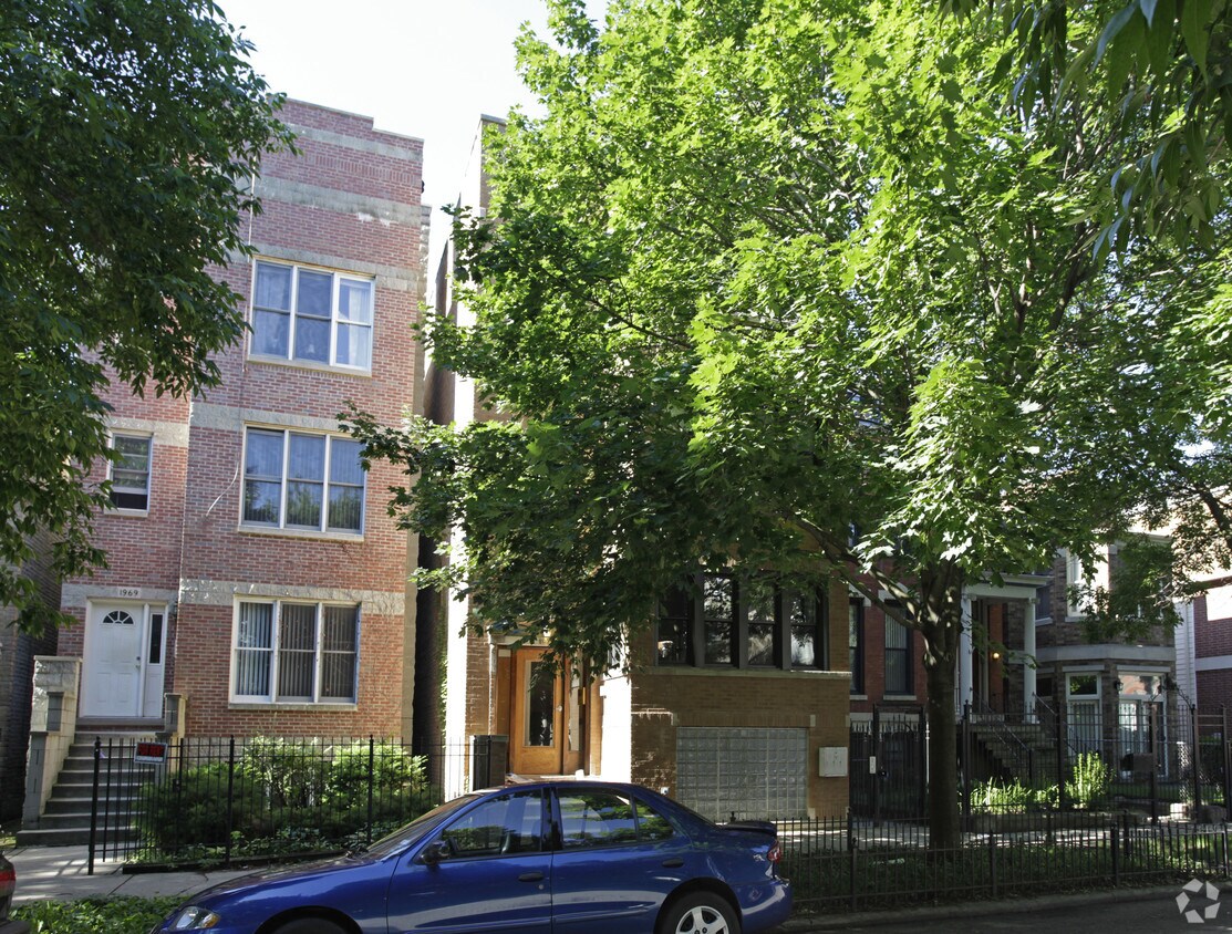 Building Photo - 1971 W Evergreen Ave