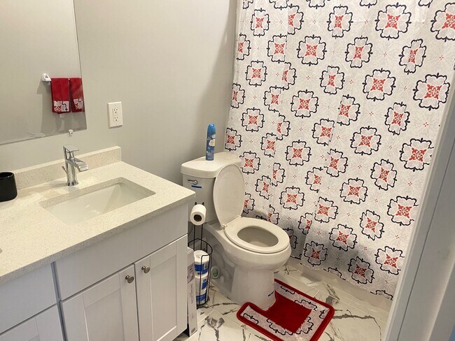 Bathroom 1 - 7 Le Boun Blvd