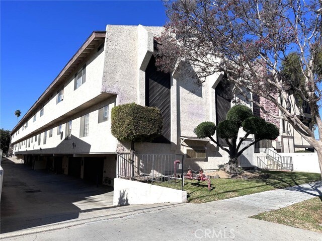 Primary Photo - 1419 Marguerita Ave