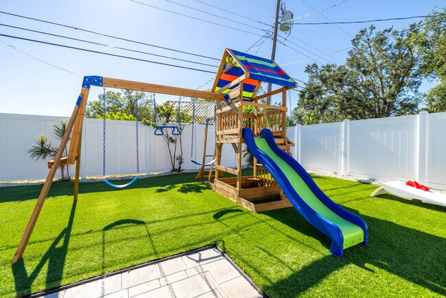 Foto del edificio - 13464 Twig Terrace