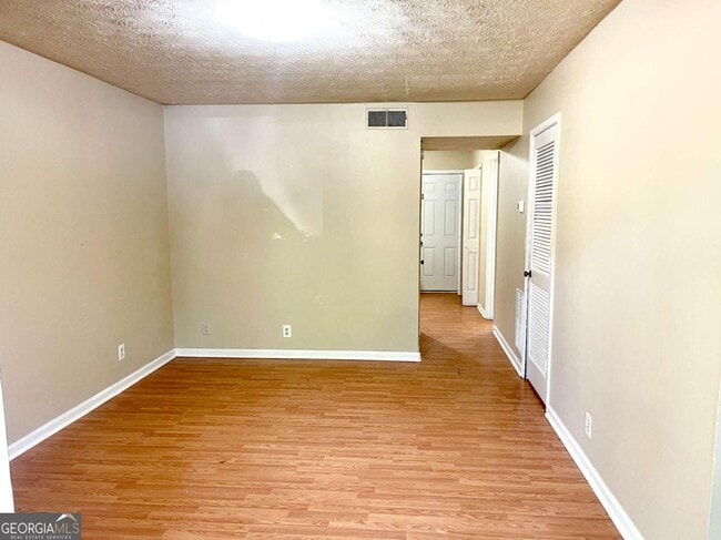 Building Photo - 470 S Jeff Davis Dr