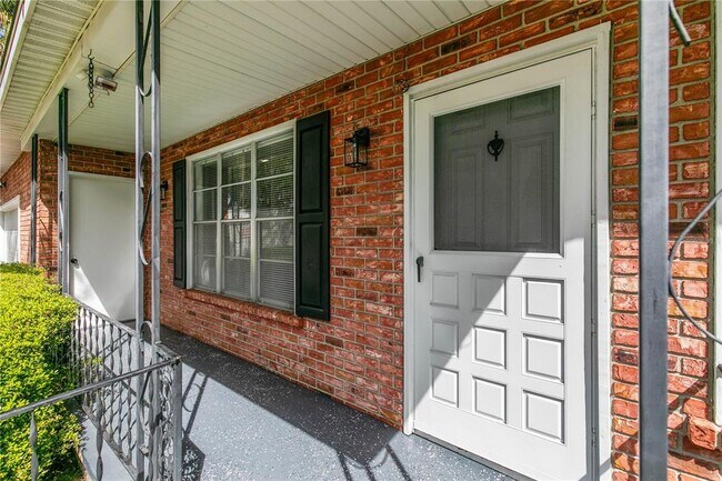 Foto del edificio - 1803 E Orange Ave