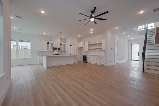 Foto del edificio - 2532 Wall St