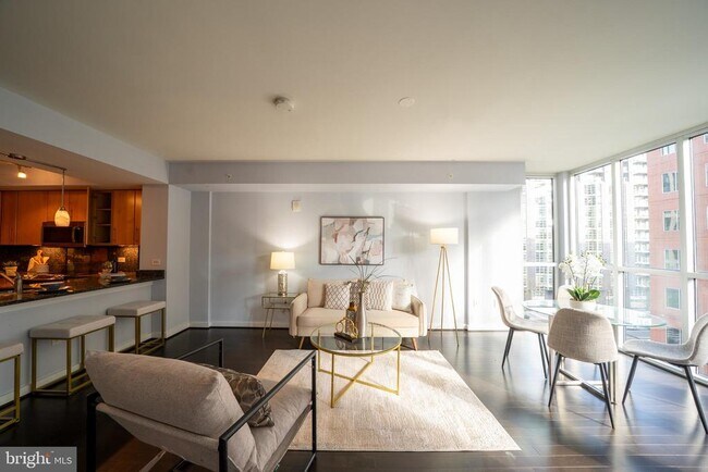 Foto del edificio - 1025 1st St SE