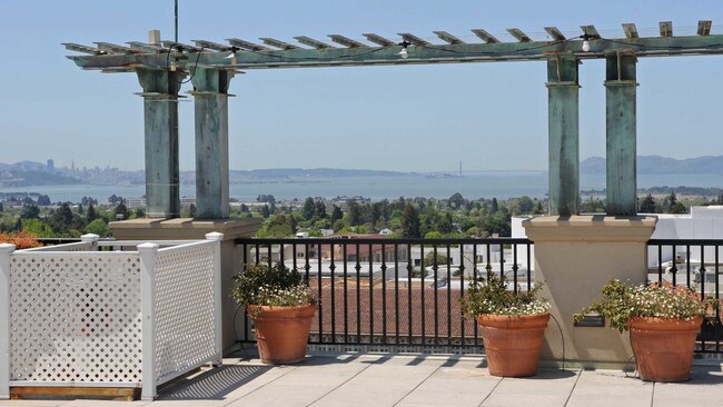 2116 Allston Way Berkeley Ca 94704 Apartment For Rent In Berkeley Ca Apartments Com
