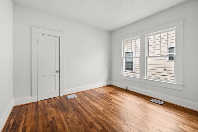 Building Photo - 1609 Jefferson Ave SW