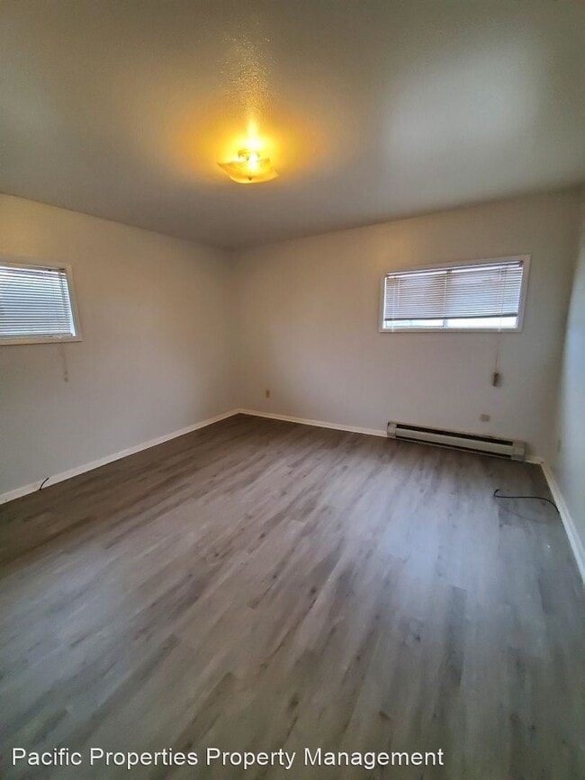 Building Photo - 2 br, 1 bath House - 500 N Lake Rd