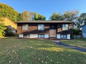 Building Photo - 566 Viewmont Ct