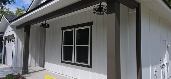 Building Photo - 55 Delmonte St