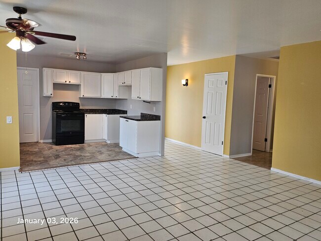 Foto del edificio - 42405 Iowa st