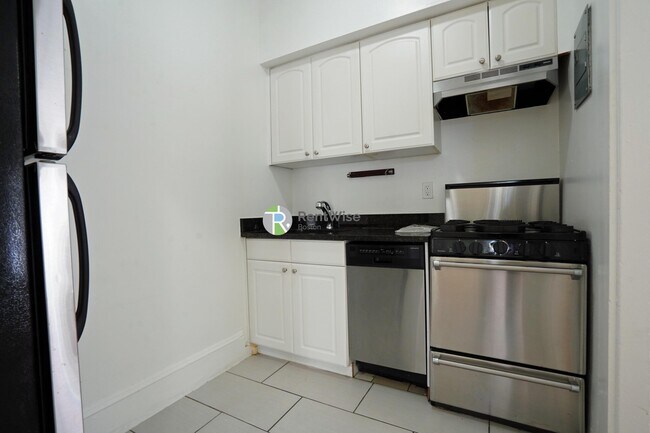 Foto del edificio - 61 Brighton Ave