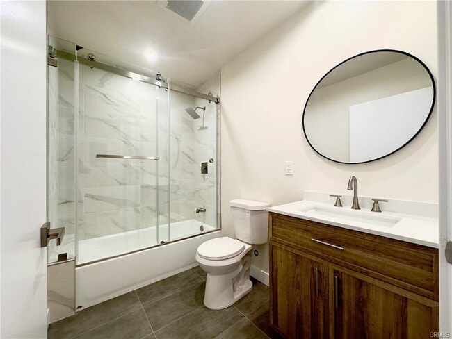 Foto del edificio - 15950 Cohasset St