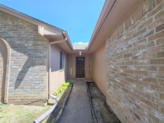 Foto del edificio - 12906 Newberry St