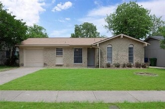 Building Photo - 1725 Indian School Rd