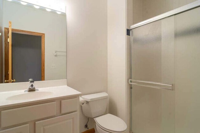 Foto del edificio - 922 W Chesterfield Ct