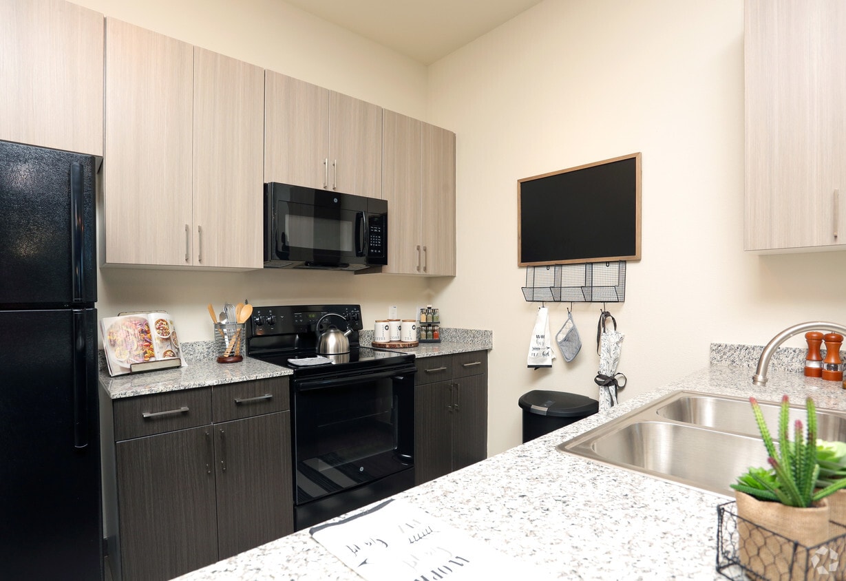 The Liberty Lofts 400 S Culberson St Gainesville, TX