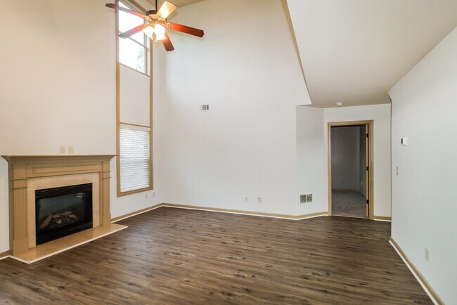 Building Photo - 3308 Sag Harbor Ct NE