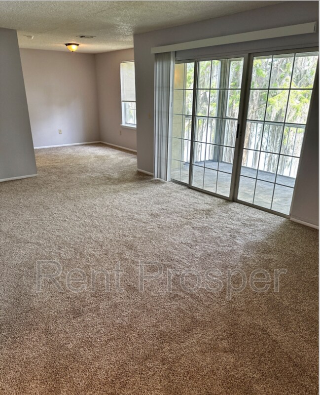 3944 Versailles Dr Unit B, Orlando, FL 32808 Condo for Rent in