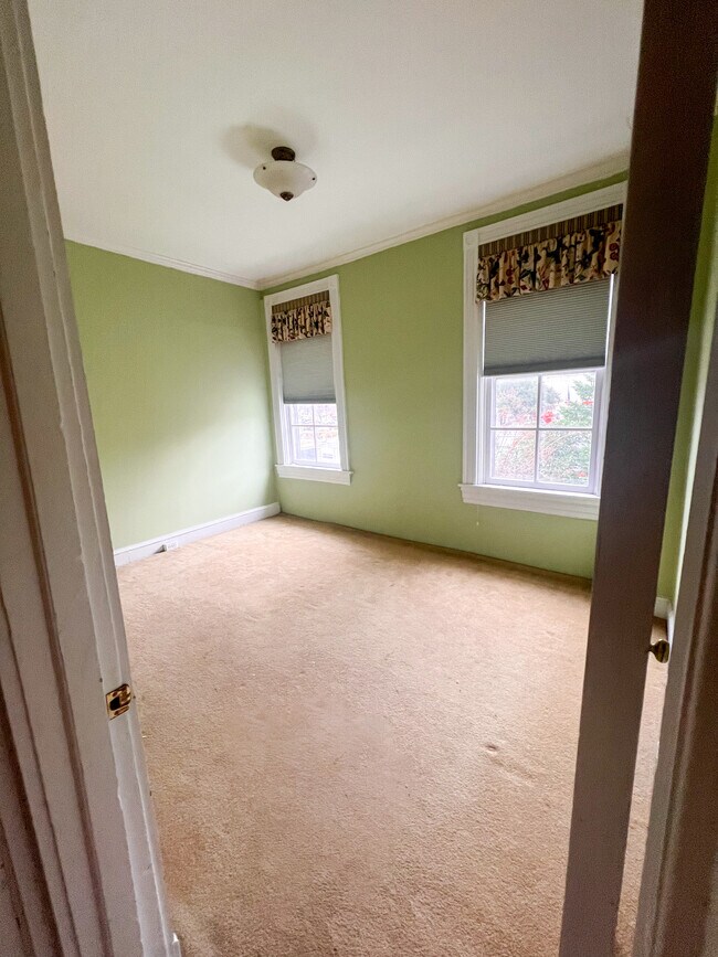 Foto del edificio - 740 Yarmouth St