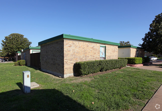 Foto del edificio - The Patios of McKinney