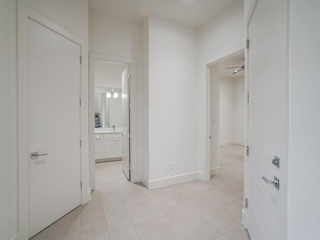 Foto del edificio - 2004 Rosedale St