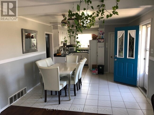 Building Photo - 3417 Palgrave Rd