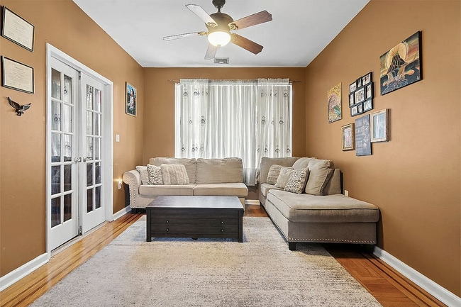 Building Photo - 1761 E 16th St