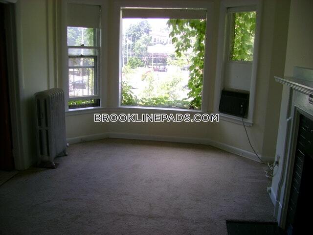 Primary Photo - 1223 Beacon St