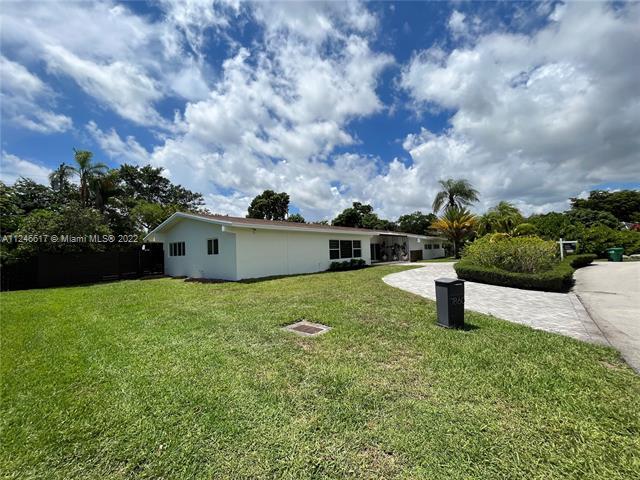 Building Photo - 7860 SW 134th Ter