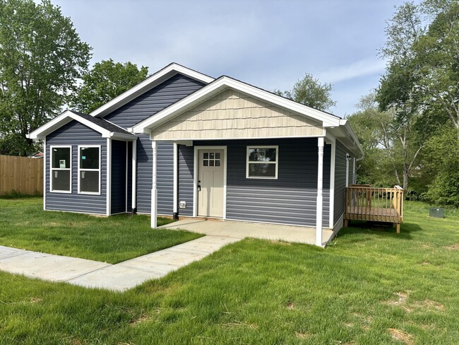 Building Photo - 87 Bluegrass Rd