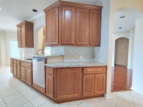 Building Photo - 5606 Grandwood Ln