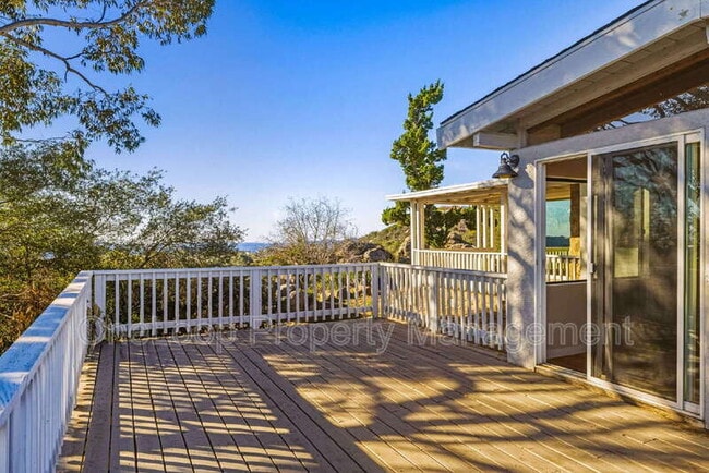 Foto del edificio - 2823 Polk Rd