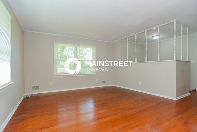 Building Photo - 3 Bedroom Pet-Friendly Home in INDEPENDENC...