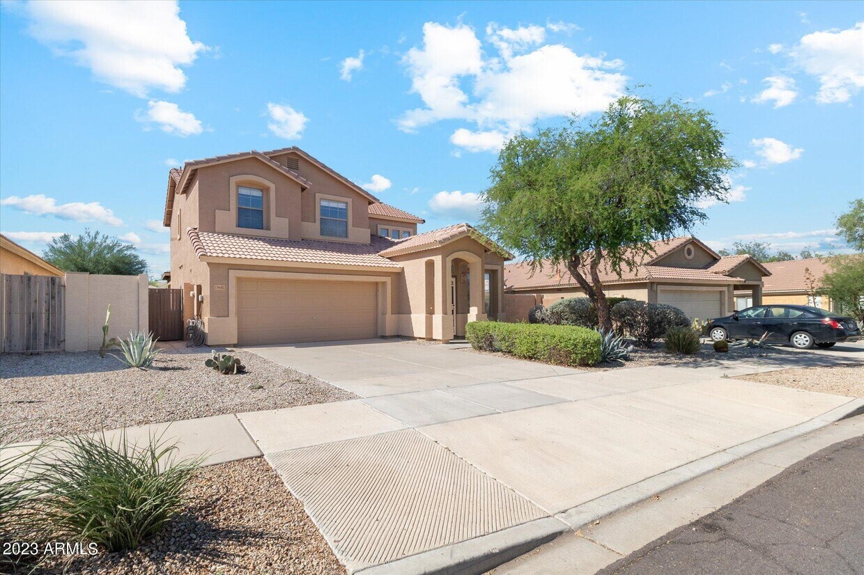 Primary Photo - 17441 W Rock Wren Ct
