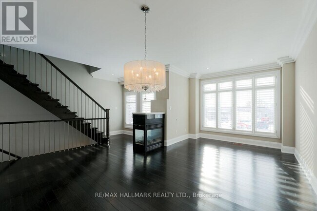 Photo du bâtiment - 6490 Kingston Rd