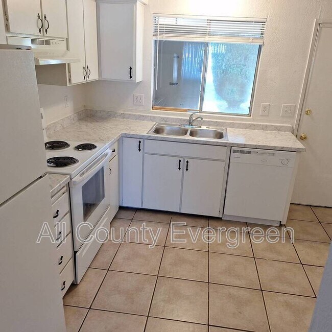 Foto del edificio - 537 37th St SE