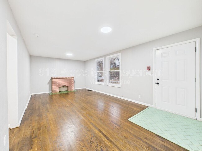 Foto del edificio - 7560 Prospect Ave